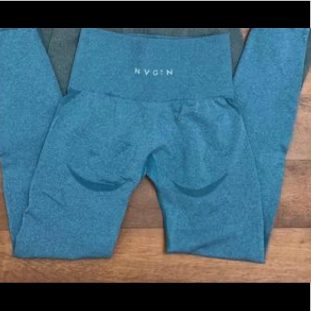 NVGTN leggings